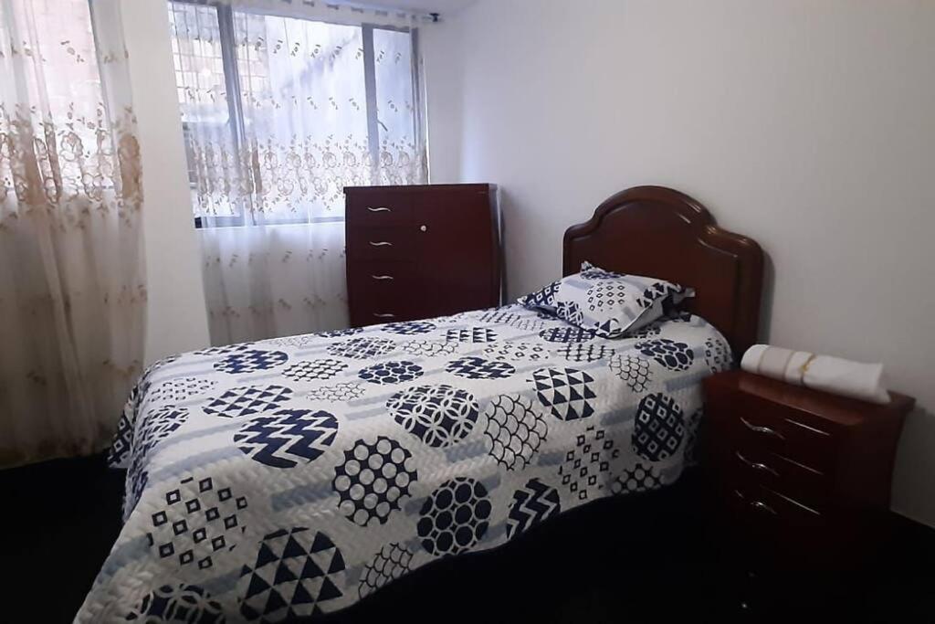 Apartamento Muy Cerca Al Aeropuerto El Dorado, Familiar, Amplio Bogotá
